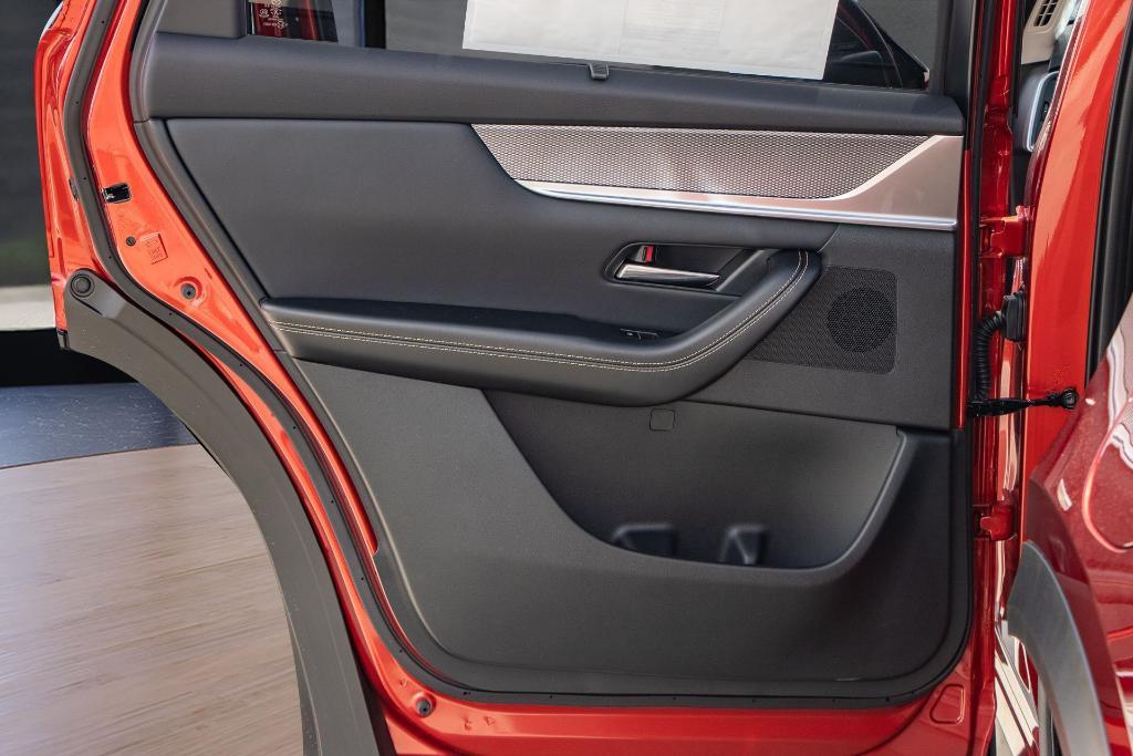 new 2025 Mazda CX-70 car, priced at $45,075