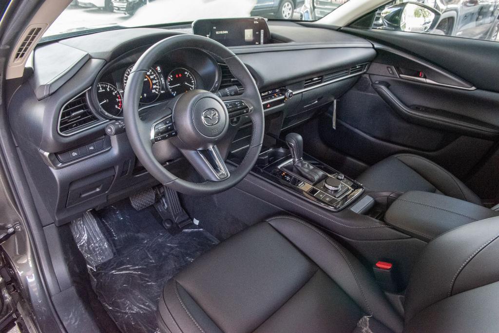 new 2025 Mazda CX-30 car
