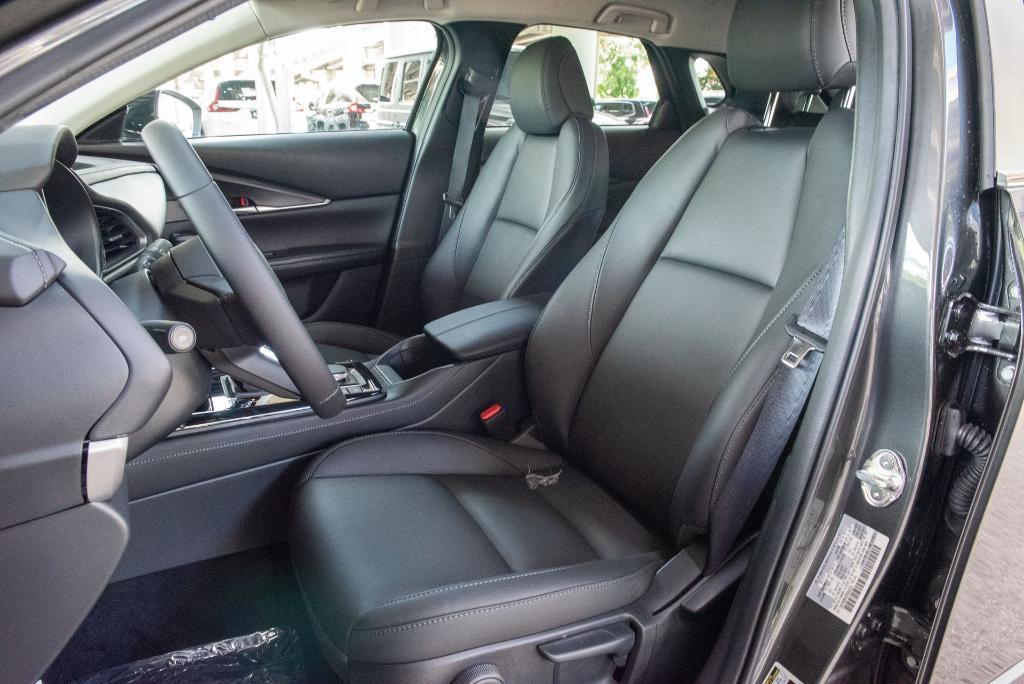 new 2025 Mazda CX-30 car