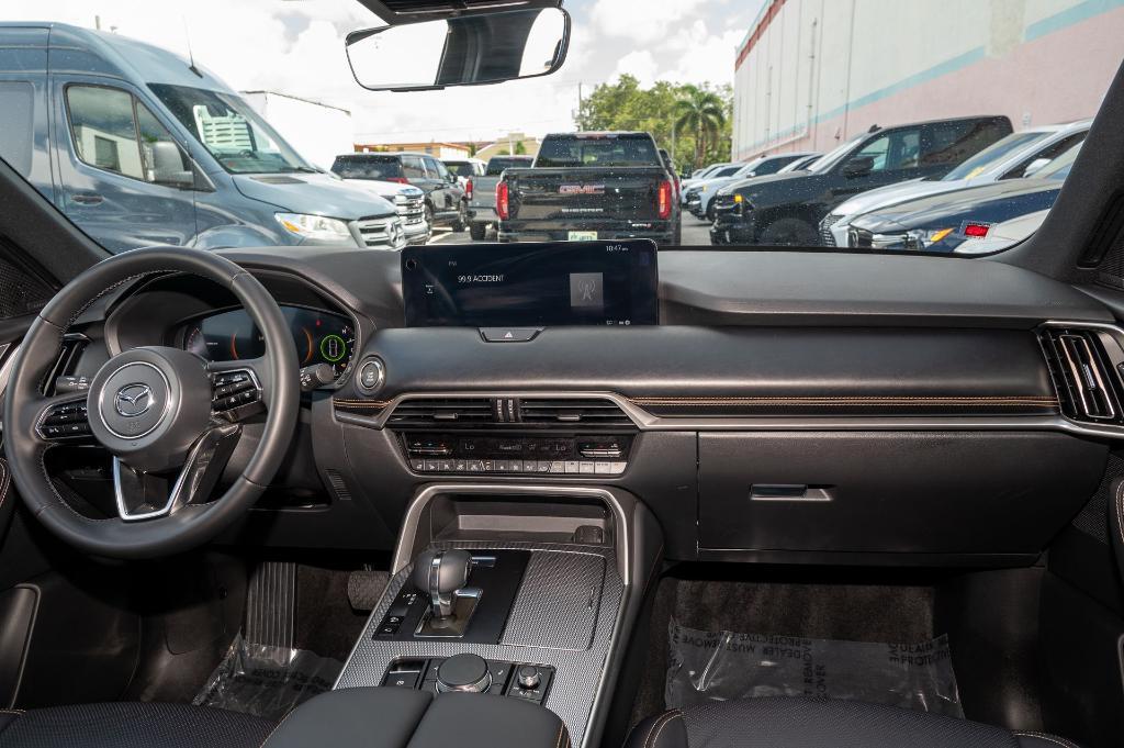 new 2025 Mazda CX-90 car, priced at $55,715