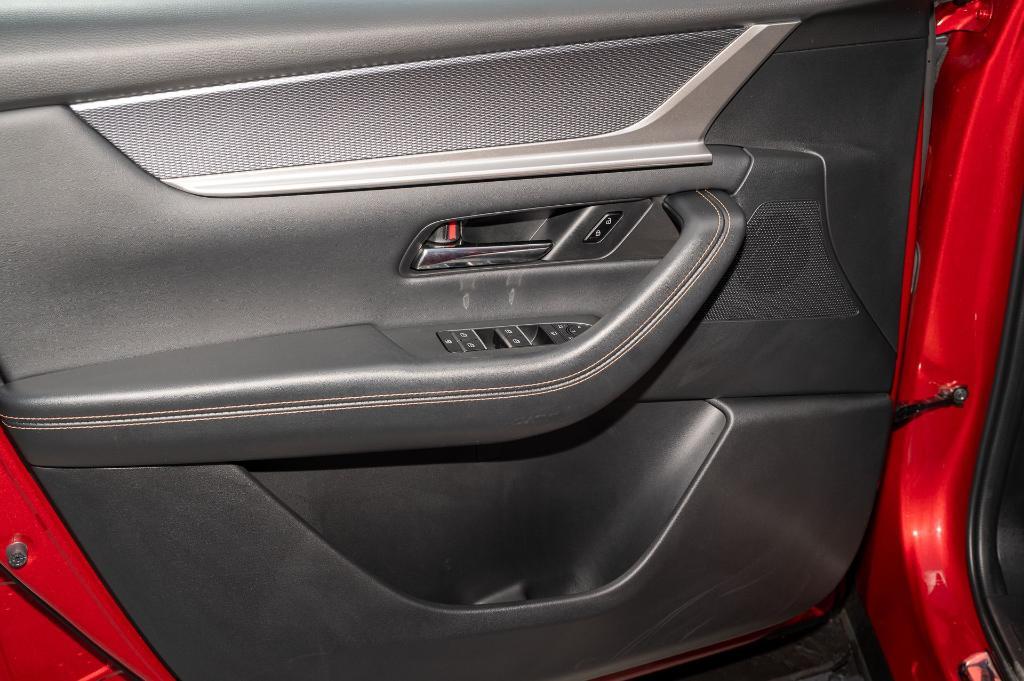 new 2025 Mazda CX-90 car, priced at $55,715
