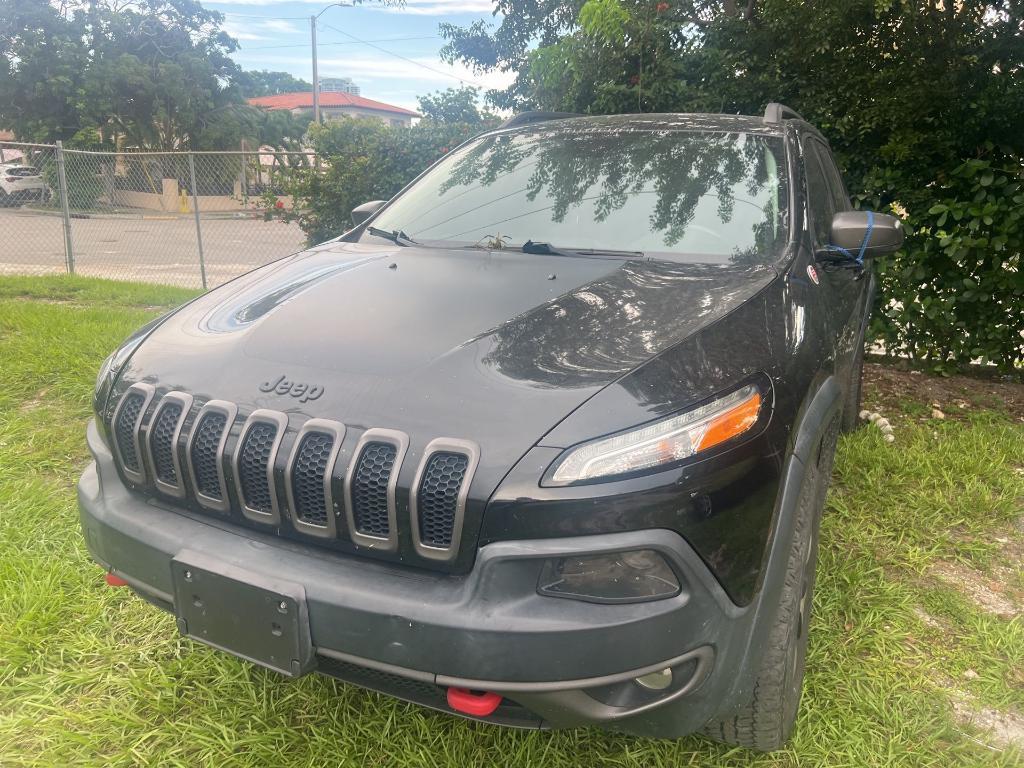 used 2015 Jeep Cherokee car, priced at $9,900