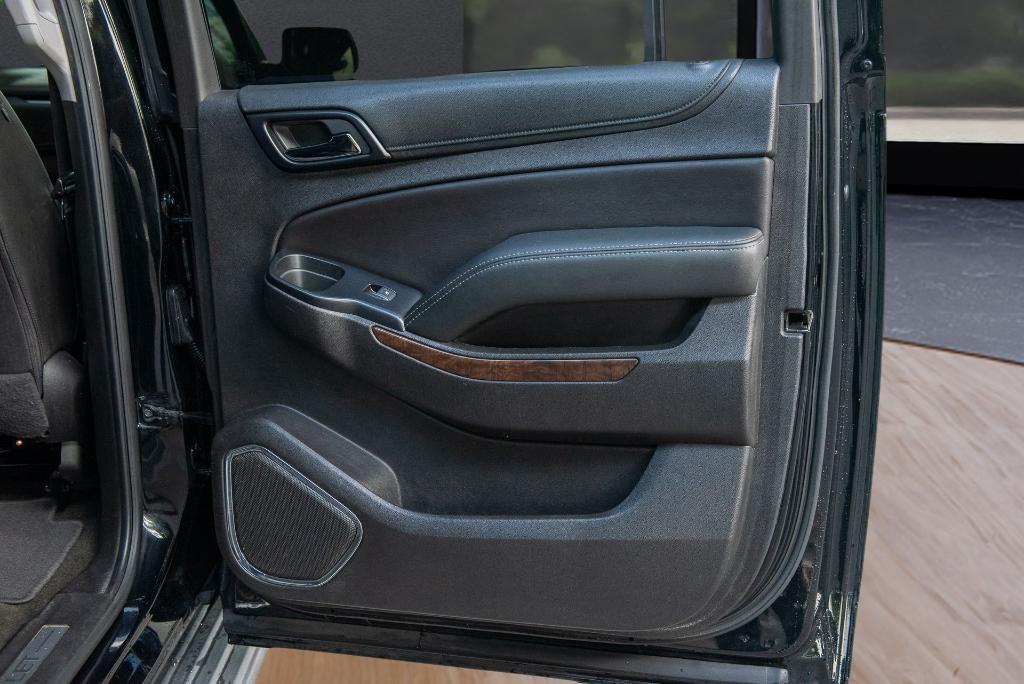 used 2018 Chevrolet Suburban car, priced at $19,500