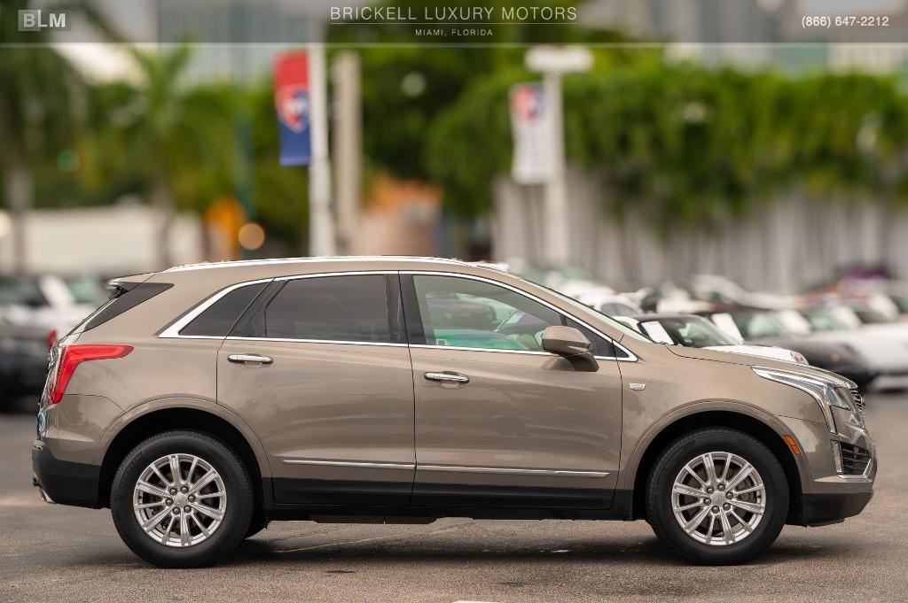 used 2017 Cadillac XT5 car, priced at $17,999