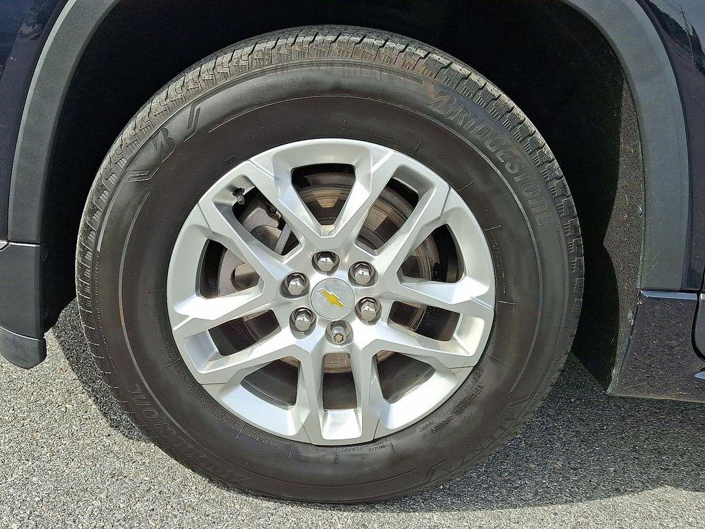 used 2020 Chevrolet Traverse car, priced at $23,900