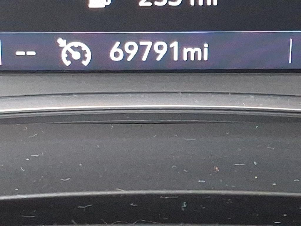 used 2020 Chevrolet Traverse car, priced at $23,900