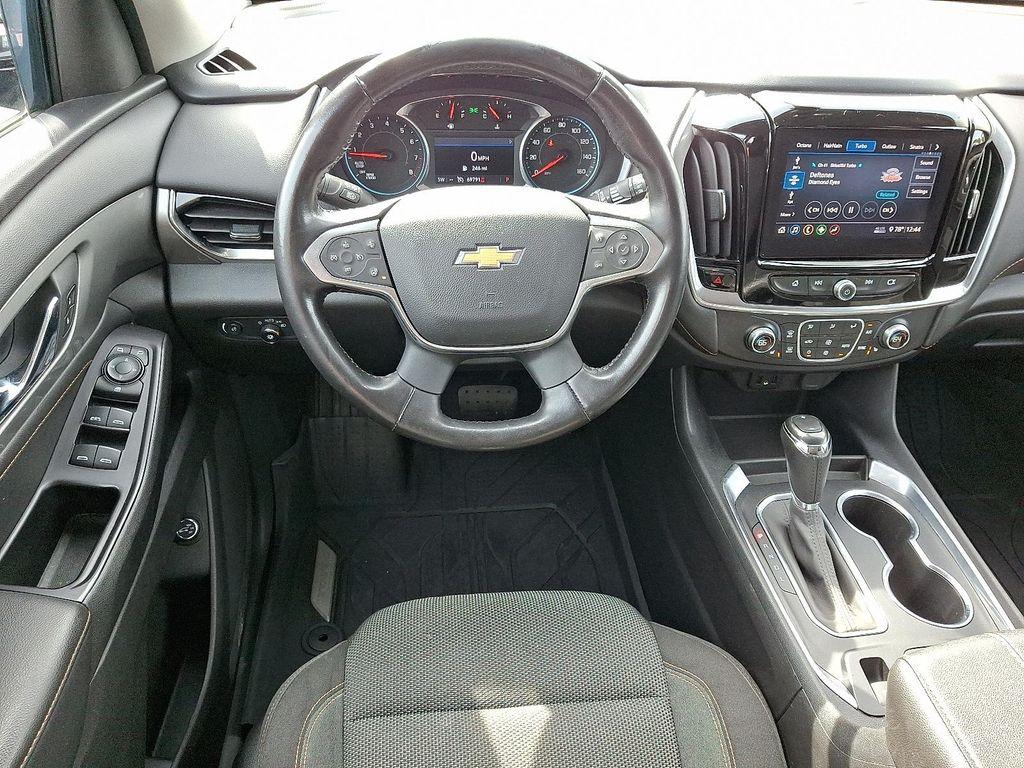 used 2020 Chevrolet Traverse car, priced at $23,900