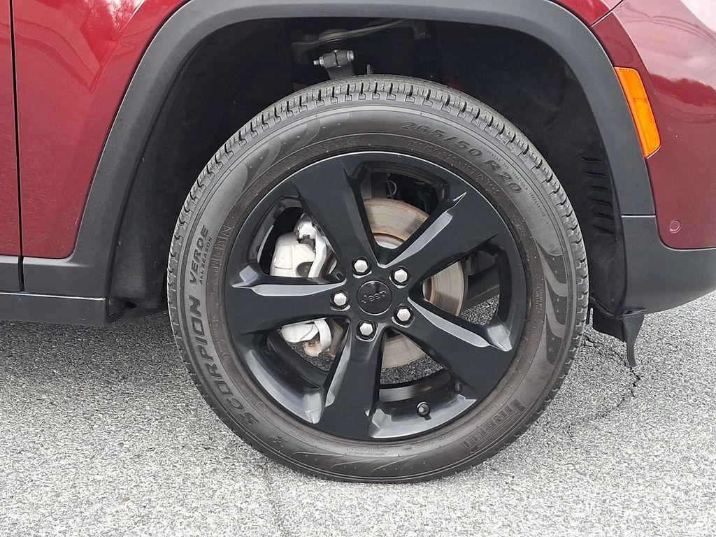 used 2023 Jeep Grand Cherokee car, priced at $33,495