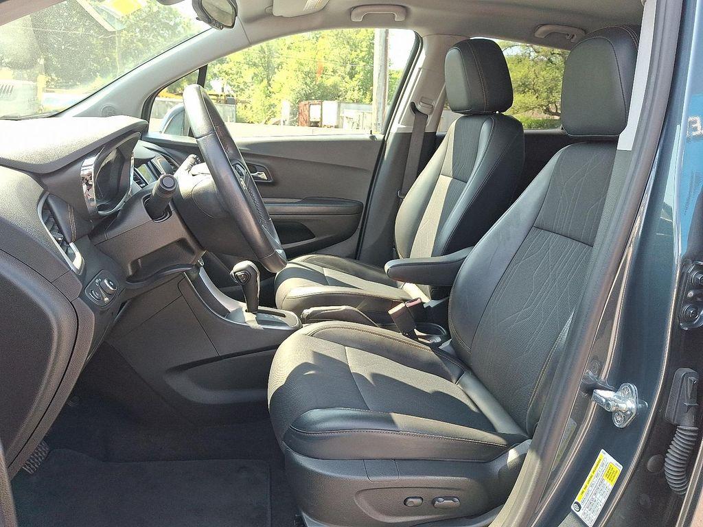 used 2022 Chevrolet Trax car, priced at $19,662