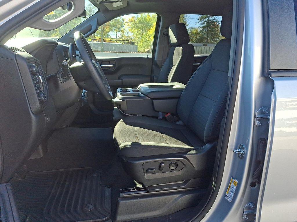 used 2022 Chevrolet Silverado 1500 car, priced at $33,435