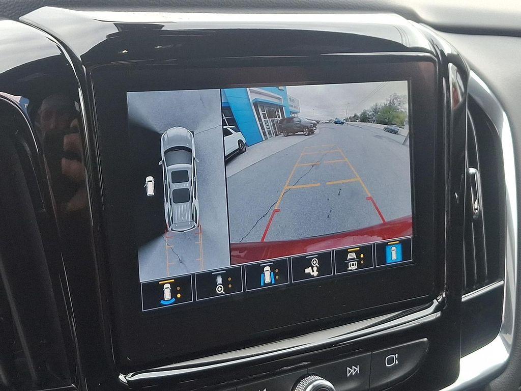 used 2023 Chevrolet Traverse car, priced at $40,000