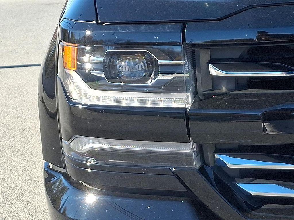 used 2017 Chevrolet Silverado 1500 car, priced at $34,784