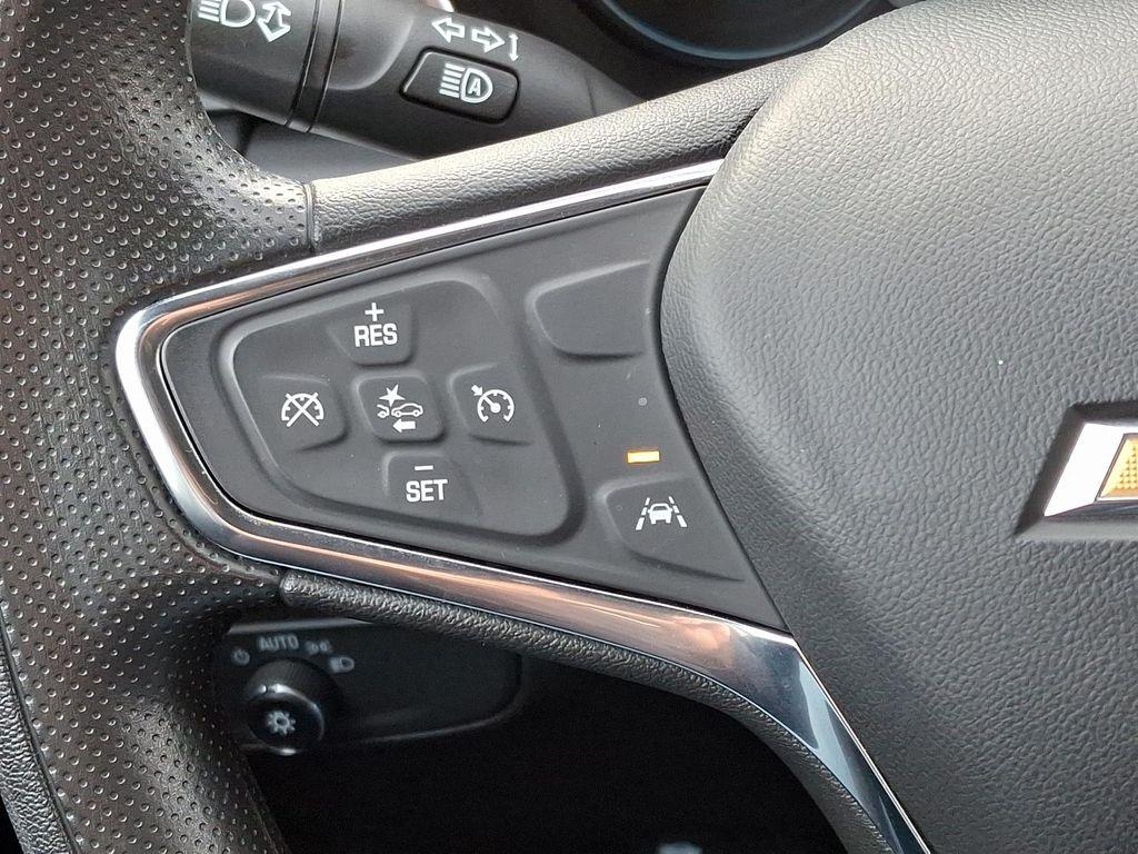 used 2021 Chevrolet Equinox car, priced at $23,450