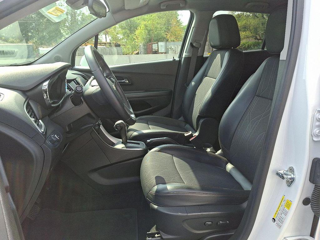 used 2022 Chevrolet Trax car, priced at $20,995