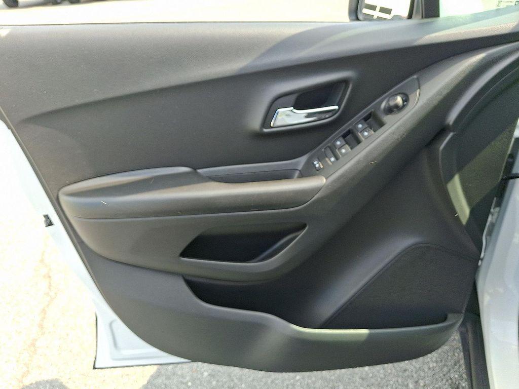 used 2022 Chevrolet Trax car, priced at $20,995