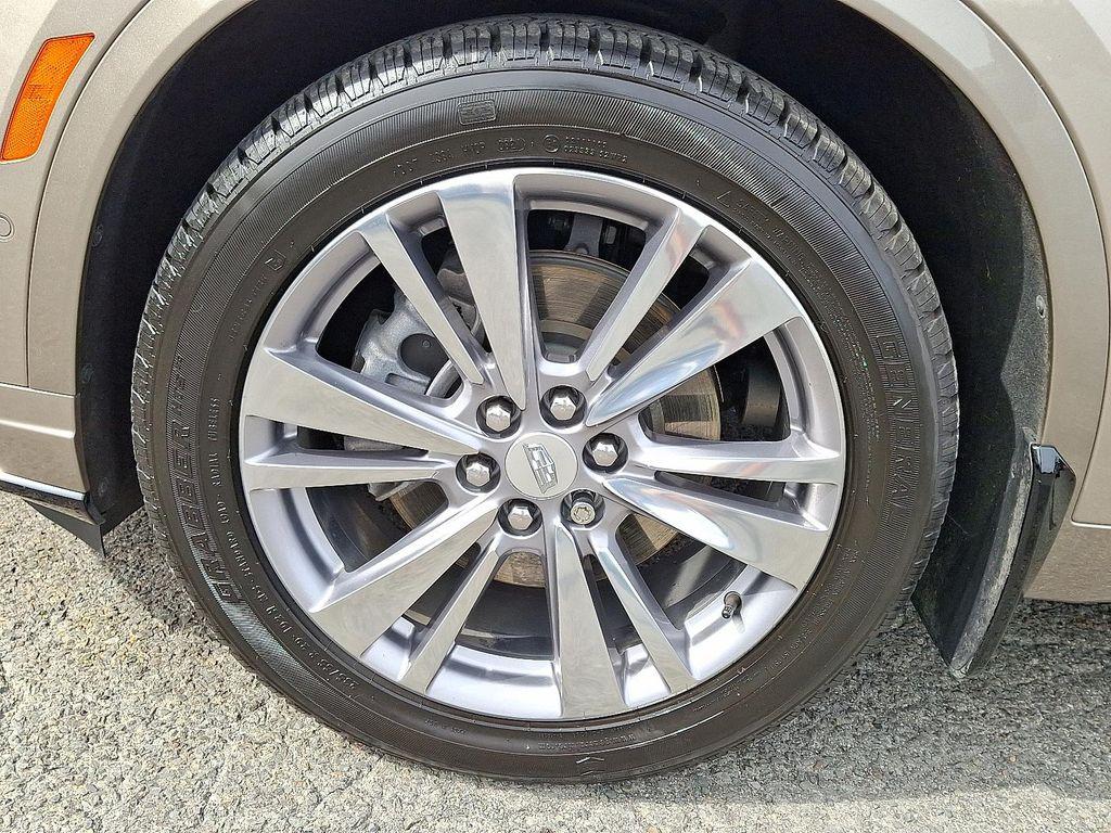 used 2023 Cadillac XT6 car, priced at $39,999