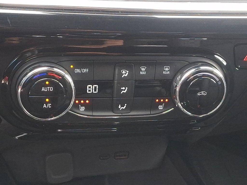 used 2024 Chevrolet Trax car, priced at $23,545