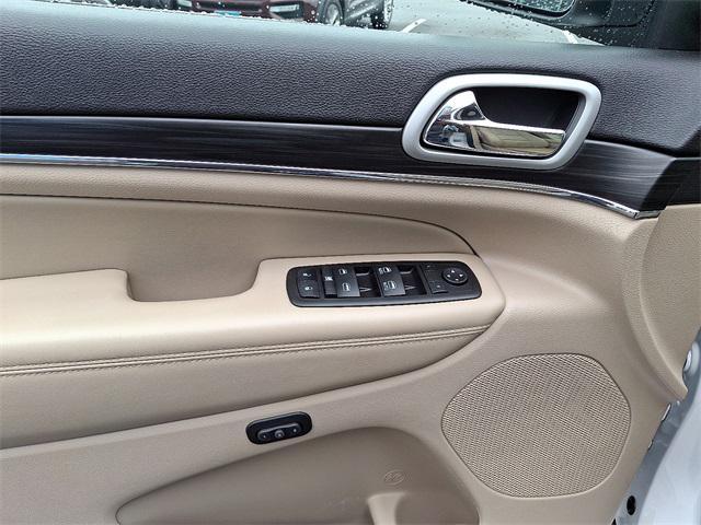 used 2021 Jeep Grand Cherokee car, priced at $27,978