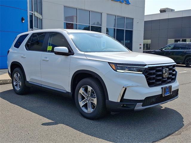 new 2025 Honda Pilot car, priced at $47,505