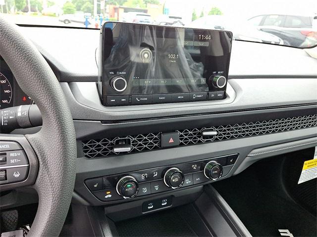new 2025 Honda Accord car, priced at $31,710