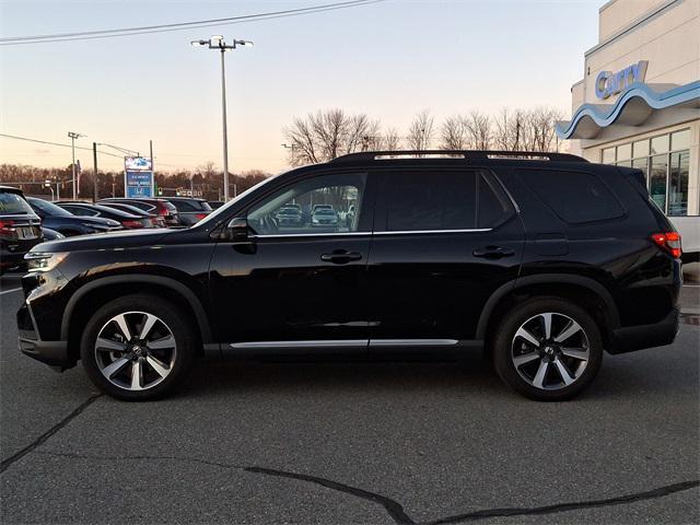 used 2023 Honda Pilot car, priced at $44,391