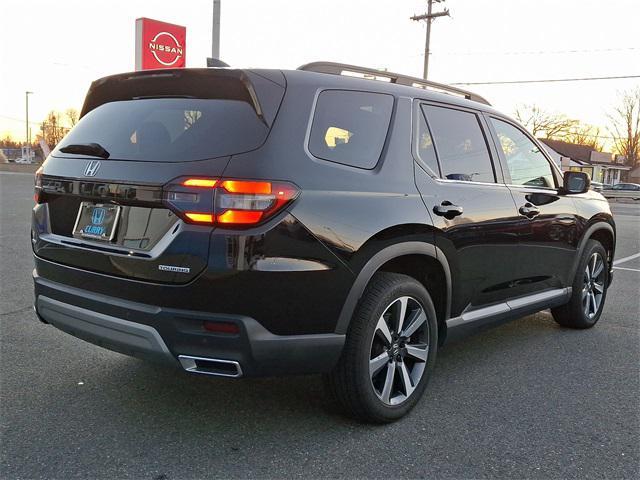 used 2023 Honda Pilot car, priced at $44,391