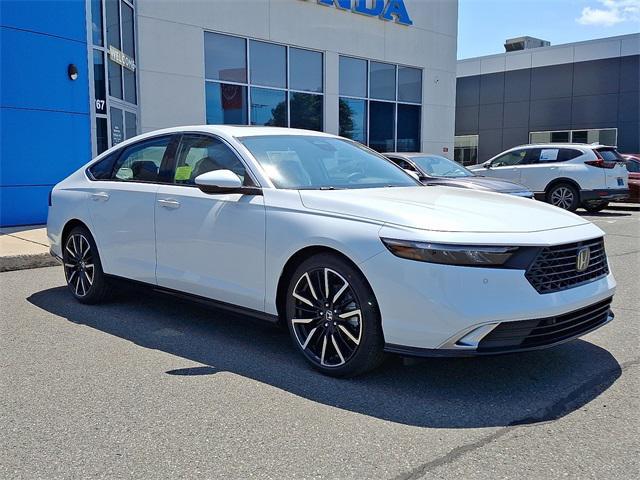 new 2025 Honda Accord Hybrid car, priced at $40,905