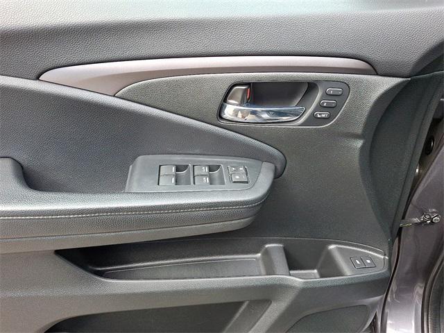 used 2022 Honda Pilot car, priced at $33,995