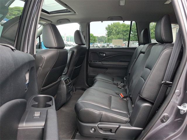 used 2022 Honda Pilot car, priced at $33,995