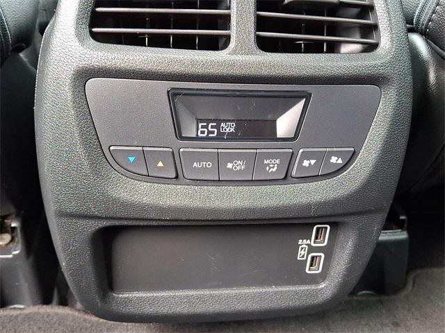 used 2022 Honda Pilot car, priced at $33,995
