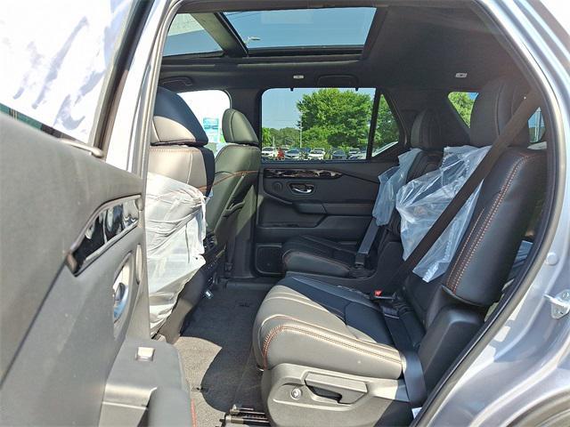 new 2025 Honda Pilot car, priced at $50,850