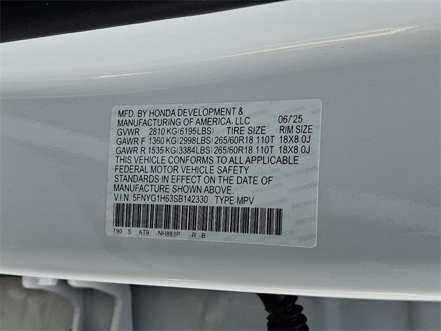 new 2025 Honda Pilot car, priced at $51,305