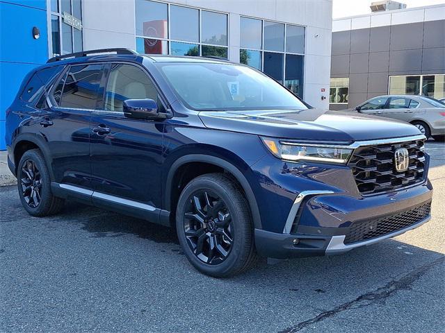 new 2025 Honda Pilot car, priced at $53,940