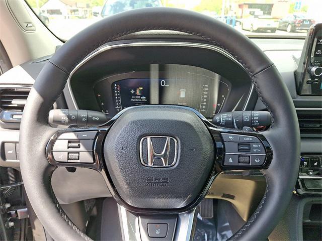 new 2025 Honda Pilot car, priced at $54,530