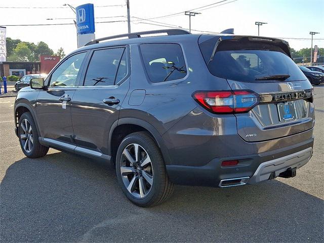 new 2025 Honda Pilot car, priced at $56,250