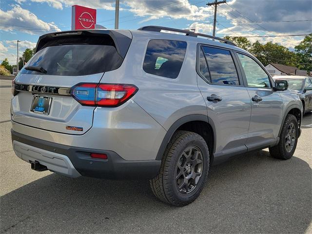 new 2025 Honda Pilot car, priced at $50,795