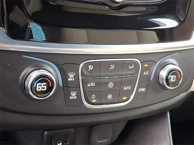 used 2022 Chevrolet Traverse car, priced at $28,995