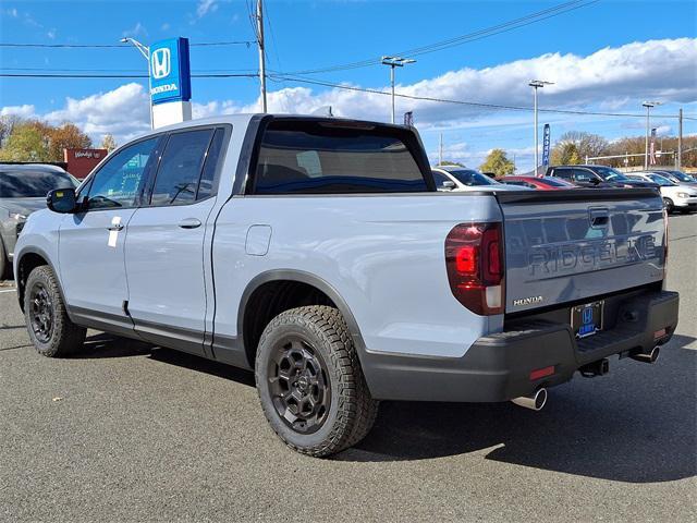 new 2025 Honda Ridgeline car, priced at $43,900