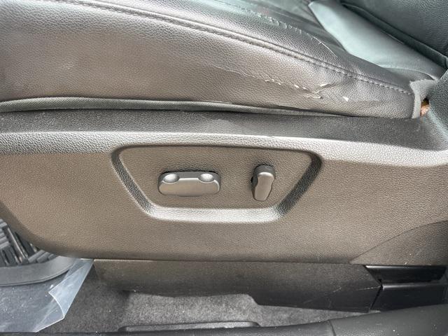 used 2015 Chevrolet Captiva Sport car, priced at $11,499