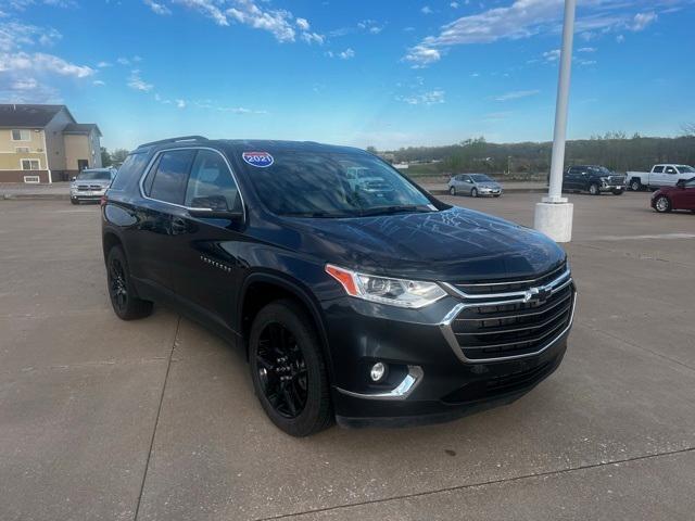 used 2021 Chevrolet Traverse car, priced at $27,564