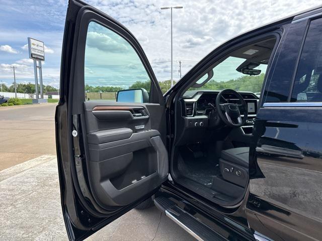 new 2025 GMC Sierra 1500 car, priced at $68,349