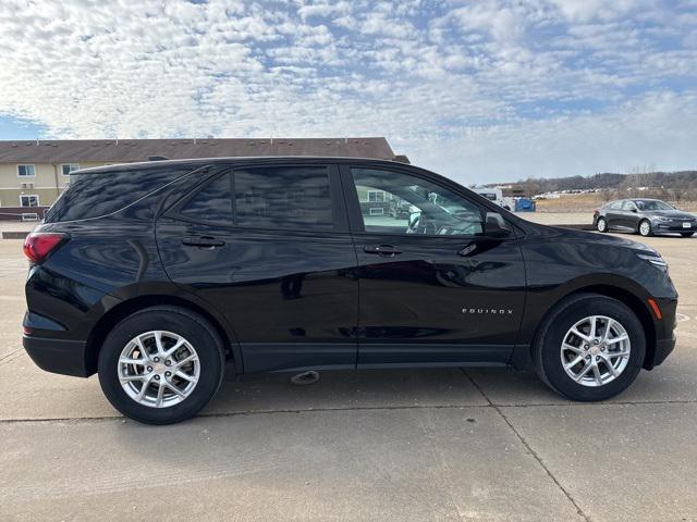 used 2022 Chevrolet Equinox car, priced at $21,999