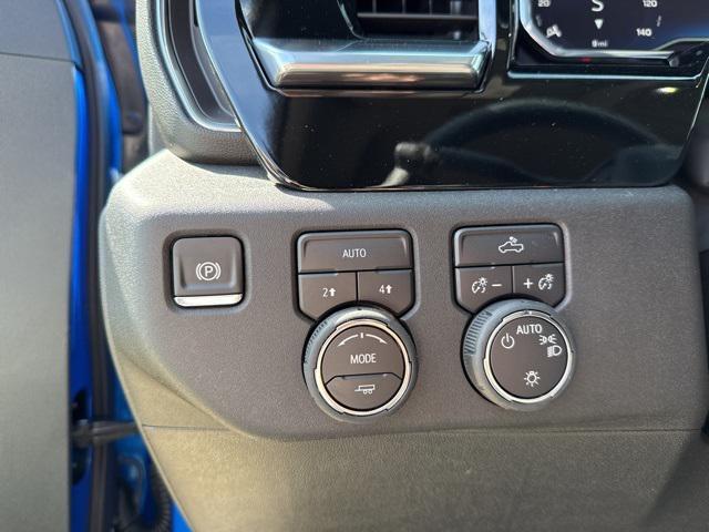 new 2025 Chevrolet Silverado 1500 car, priced at $44,130