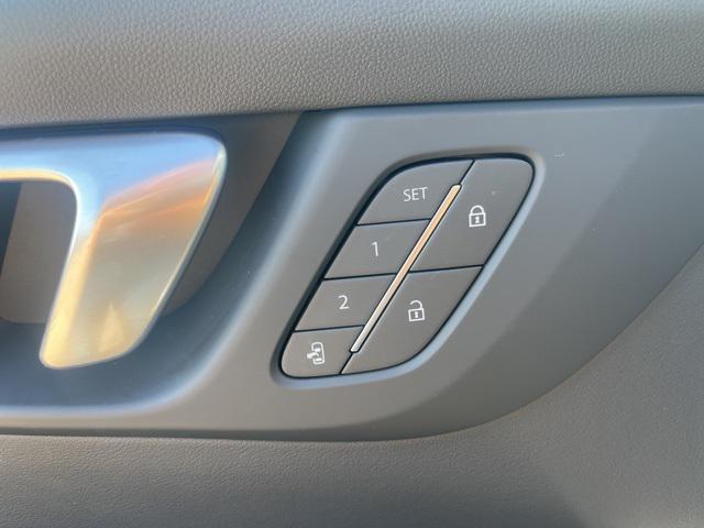 new 2025 Buick Enclave car, priced at $45,999