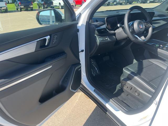 new 2025 Buick Enclave car, priced at $45,999