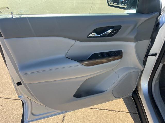 used 2017 GMC Acadia car, priced at $8,894