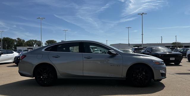 new 2025 Chevrolet Malibu car, priced at $30,020