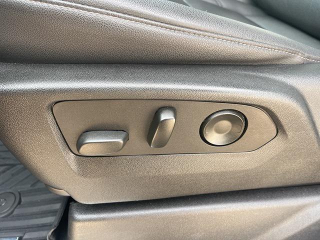 used 2022 Chevrolet Silverado 1500 car, priced at $41,237