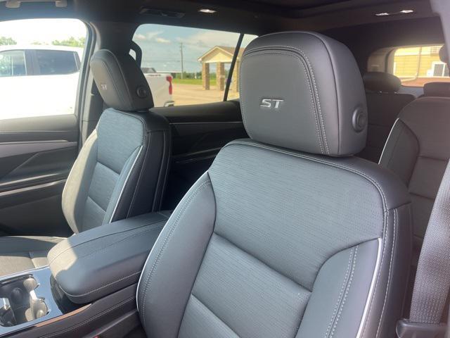 new 2025 Buick Enclave car, priced at $48,843