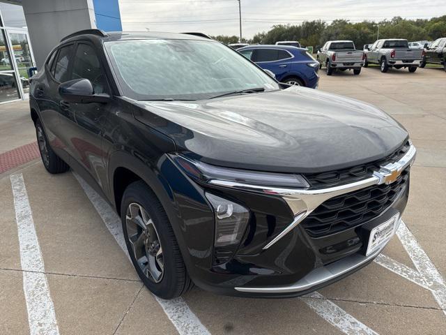 new 2025 Chevrolet Trax car, priced at $23,985